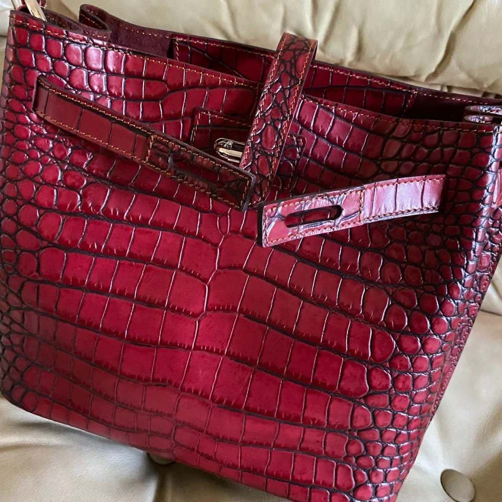 RARE Dooney & Bourke NWOT Alto Cinched Croco Leather Belt Bag & Wallet Set - Picture 3 of 16